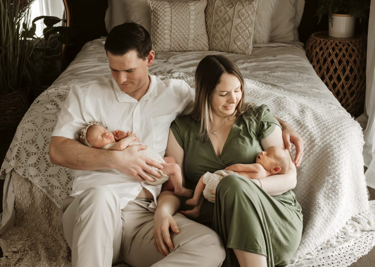 parents with newborn twins by Jen Jacobowitz Photography in Richmond VA